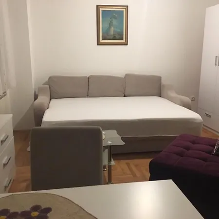 Apartment Zira
